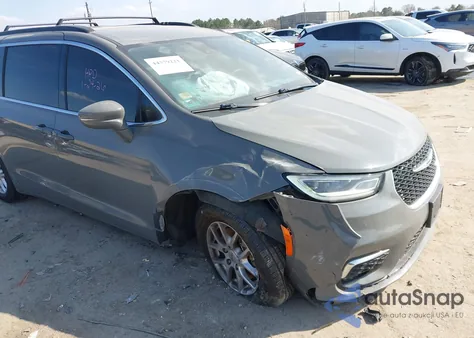 2022 Chrysler Pacifica Touring L z USA, uszkodzony, nr VIN 2C4RC1BG9NR177996